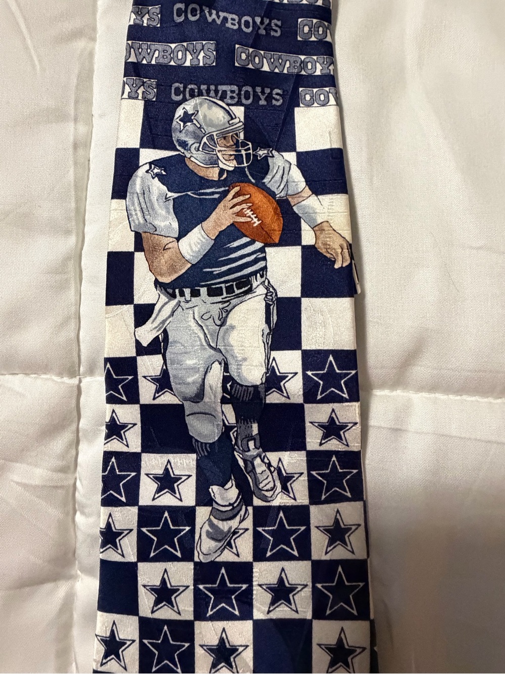 Vintage Dallas Cowboys NFL 100% Silk Necktie – 1996 Graphic Print